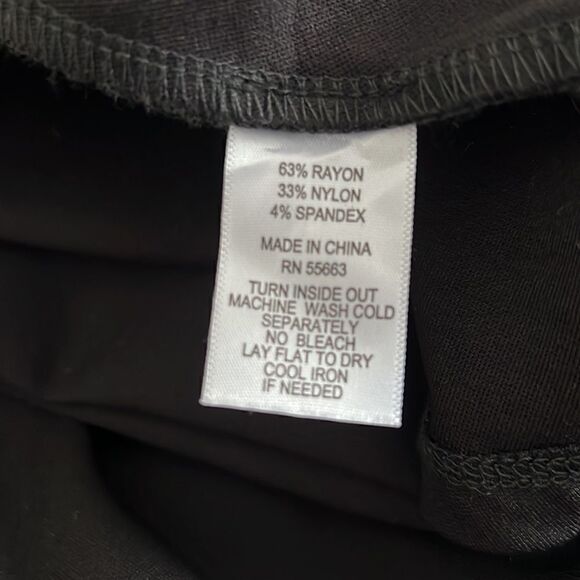 New Christian Siriano Plus Ponte A-line Black
Hooded Jacket Sz 2X - Picture 5 of 5